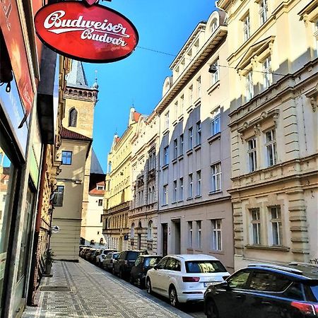 Reznicka Apartments Prag Exterior foto