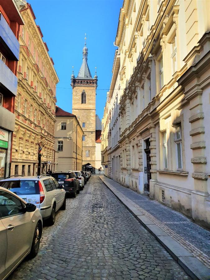 Reznicka Apartments Prag Exterior foto